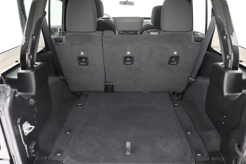 2022 Jeep Wrangler Unlimited Willys