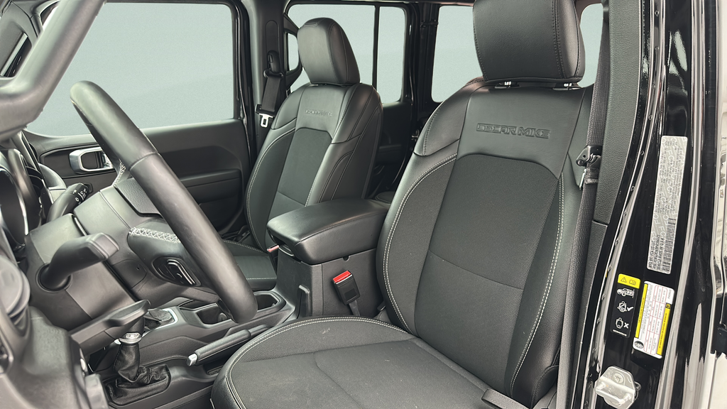 2023 Jeep Wrangler Base