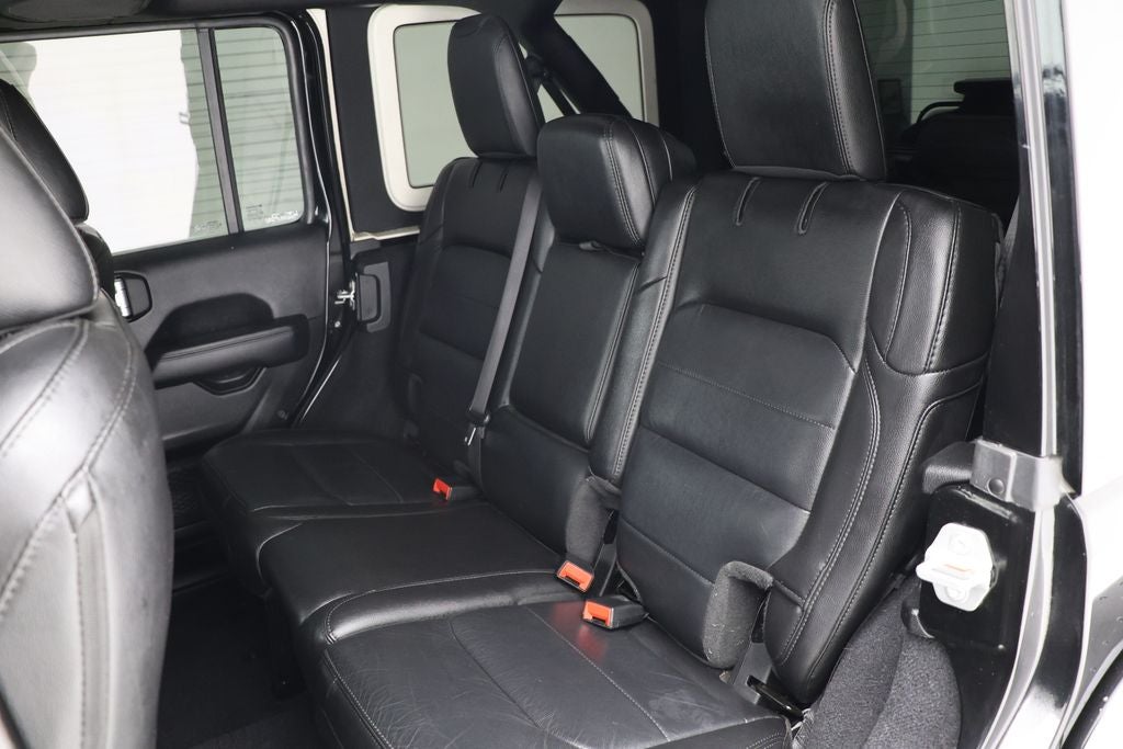 2022 Jeep Wrangler Unlimited Sahara Altitude