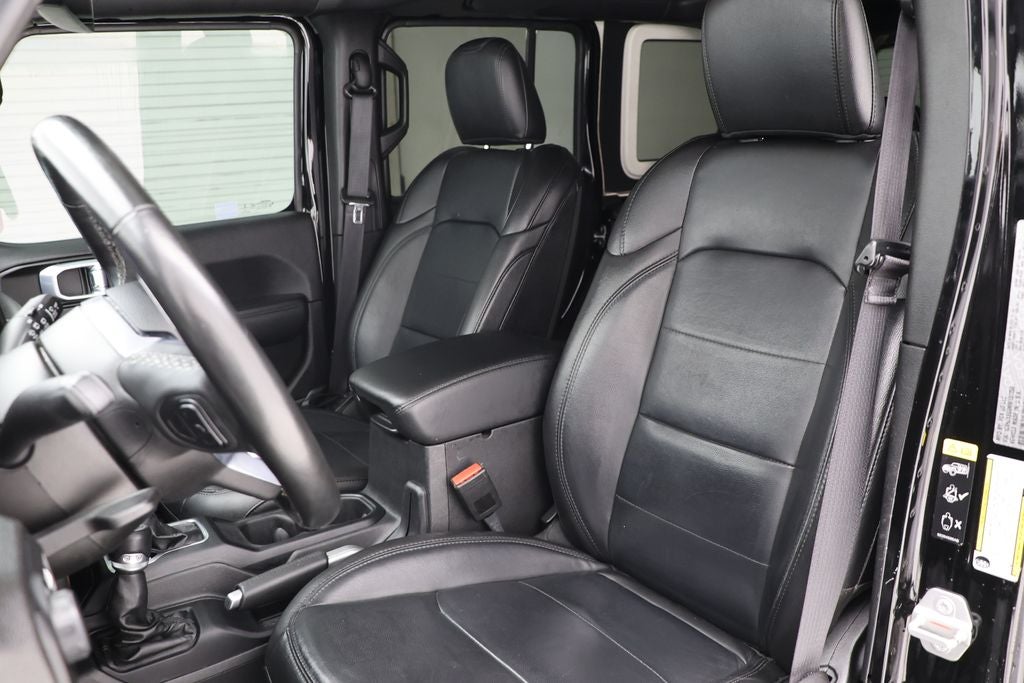 2022 Jeep Wrangler Unlimited Sahara Altitude