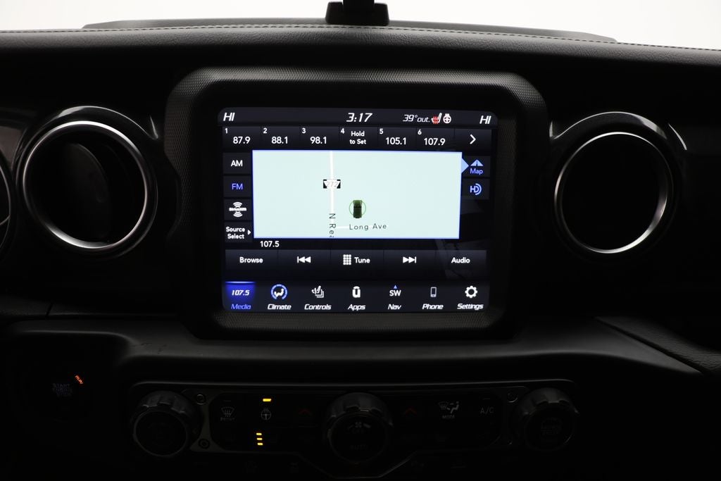 2022 Jeep Wrangler Unlimited Sahara Altitude