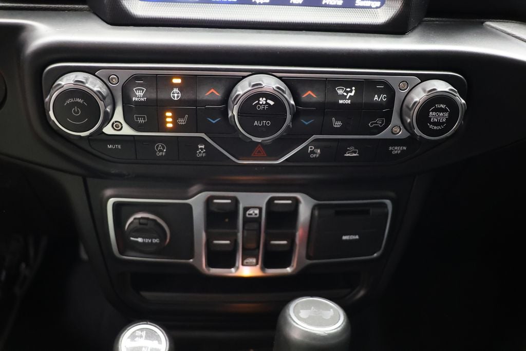 2022 Jeep Wrangler Unlimited Sahara Altitude