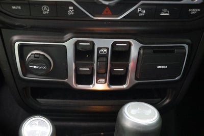 2022 Jeep Wrangler Unlimited Sahara Altitude