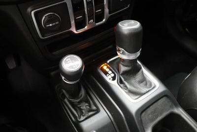 2022 Jeep Wrangler Unlimited Sahara Altitude