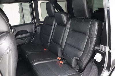 2022 Jeep Wrangler Unlimited Sahara Altitude