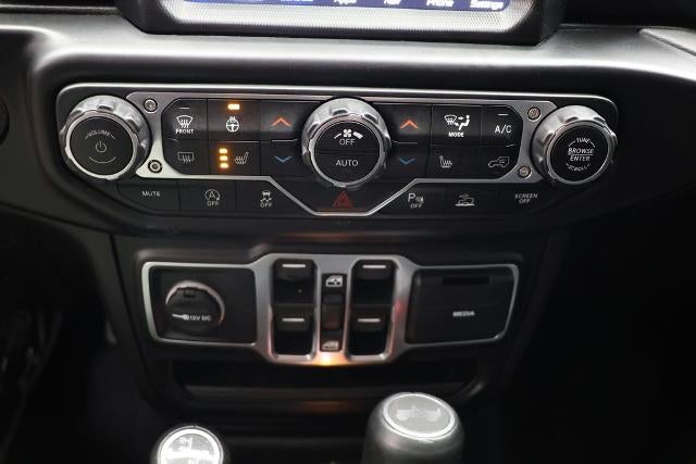 2022 Jeep Wrangler Unlimited Sahara Altitude