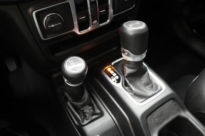 2022 Jeep Wrangler Unlimited Sahara Altitude