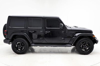 2022 Jeep Wrangler Unlimited Sahara Altitude