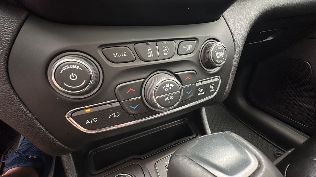 2019 Jeep Cherokee Trailhawk