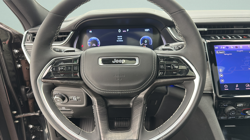 2025 Jeep Grand Cherokee Overland