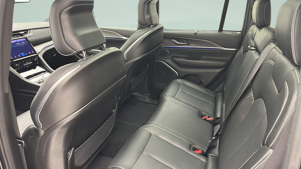 2025 Jeep Grand Cherokee Overland