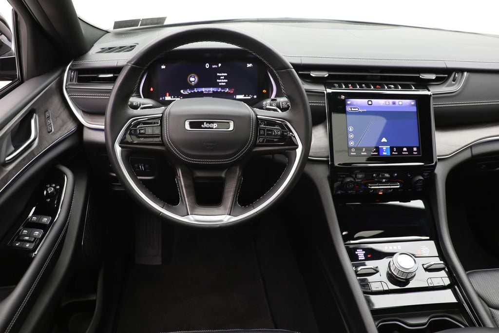 2022 Jeep Grand Cherokee Overland