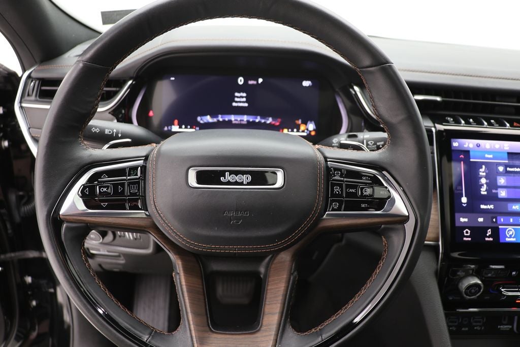 2023 Jeep Grand Cherokee Summit