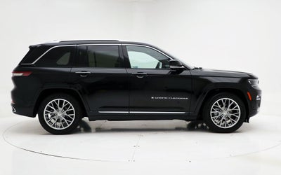 2023 Jeep Grand Cherokee Summit