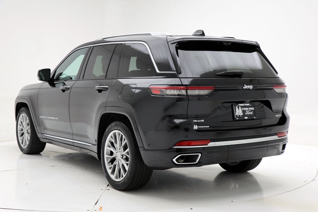 2023 Jeep Grand Cherokee Summit