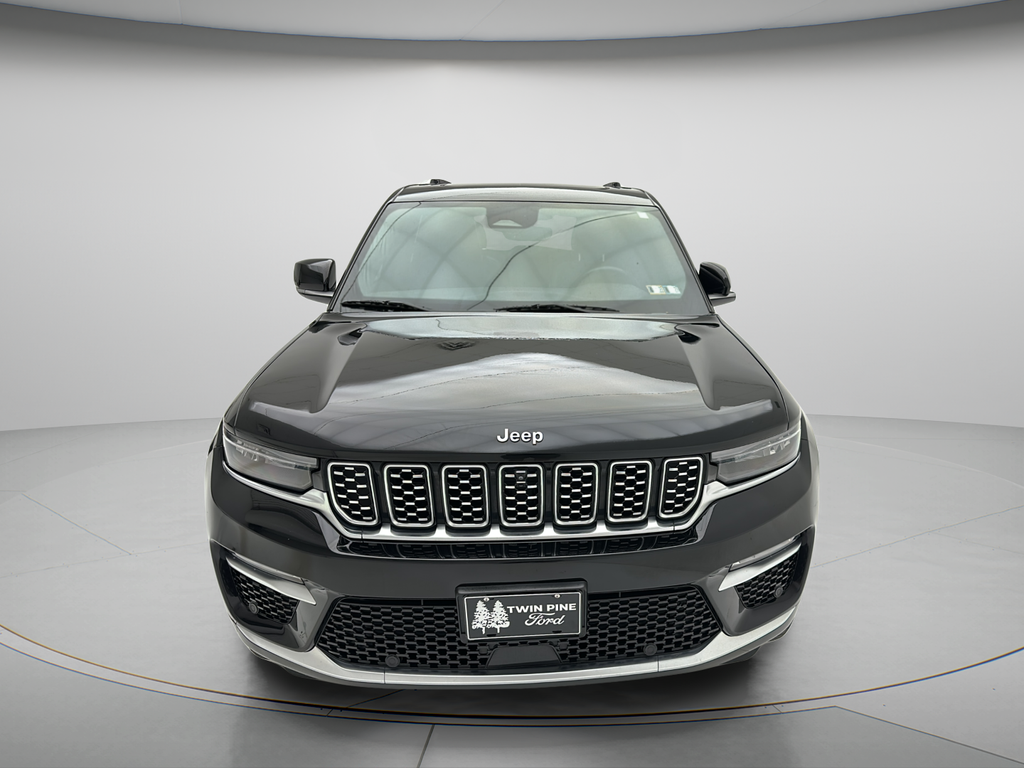 2023 Jeep Grand Cherokee Summit