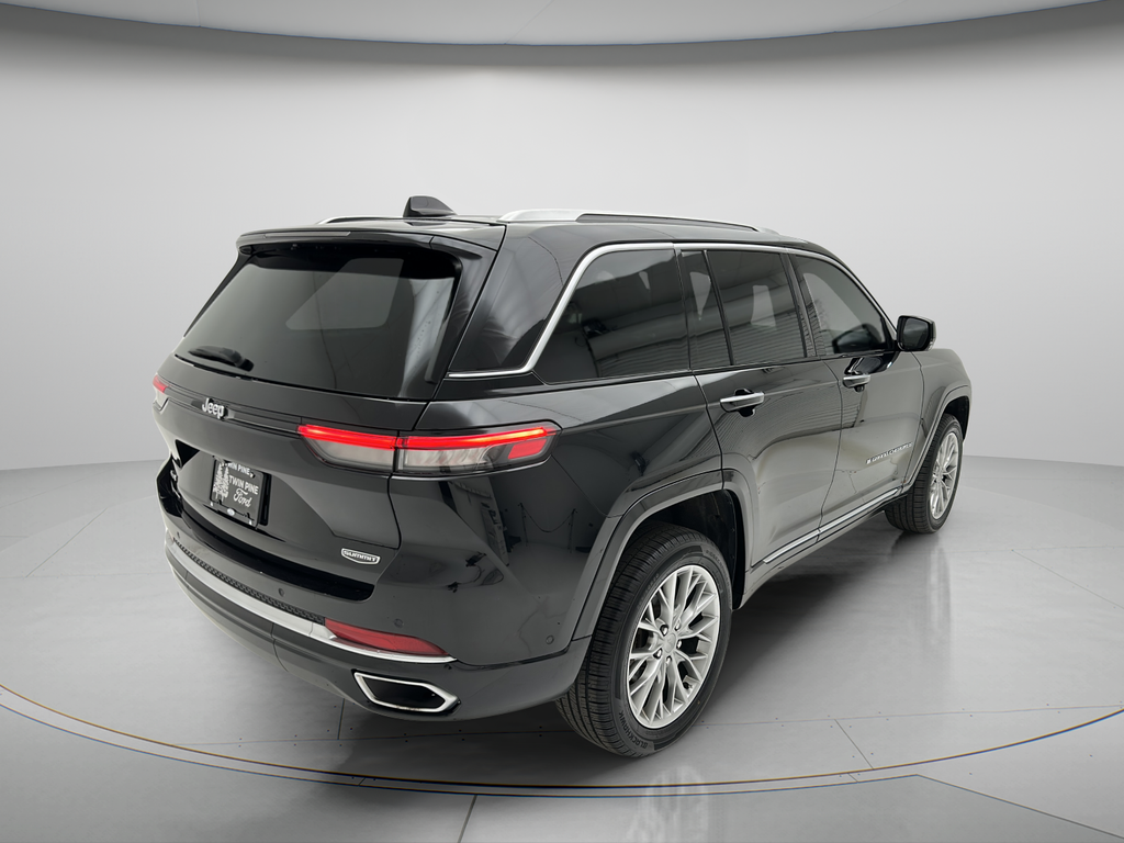 2023 Jeep Grand Cherokee Summit