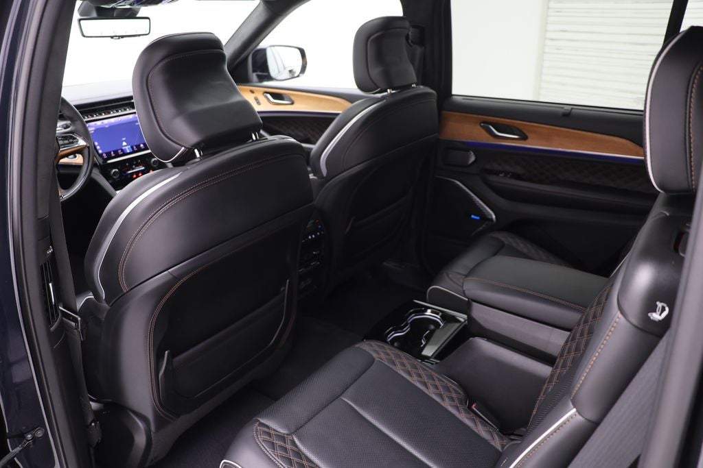 2023 Jeep Grand Cherokee L Summit