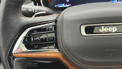 2023 Jeep Grand Cherokee L Summit
