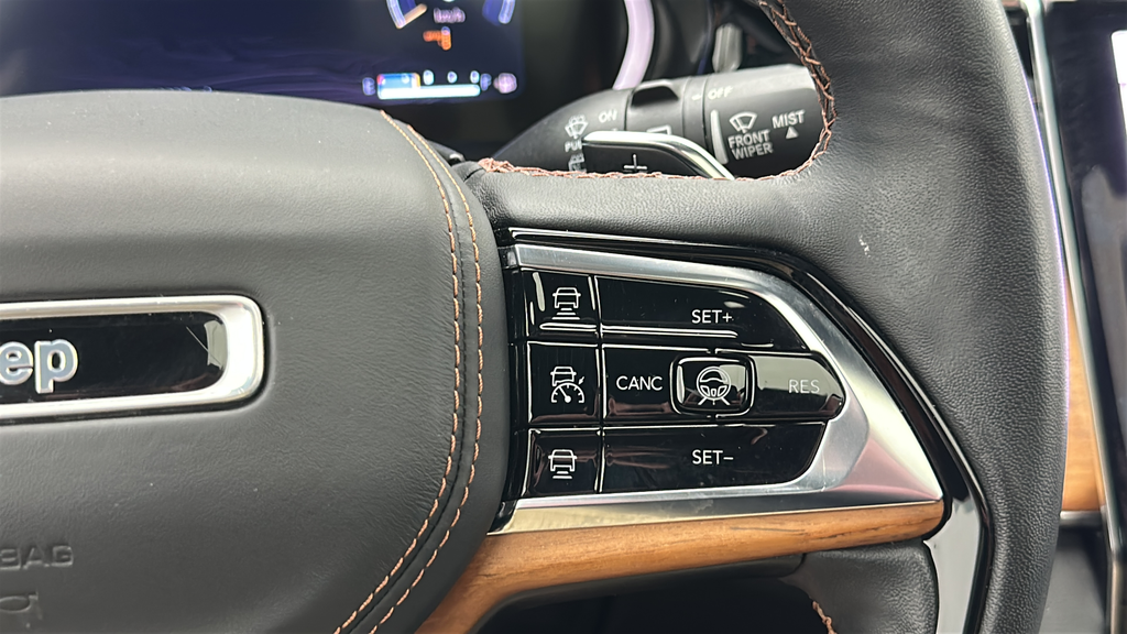 2023 Jeep Grand Cherokee L Summit