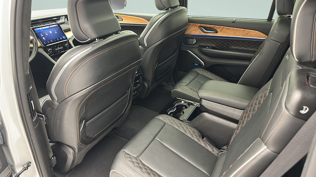 2023 Jeep Grand Cherokee L Summit