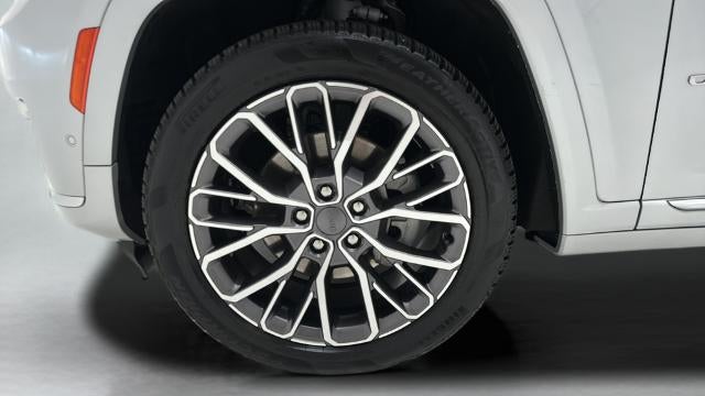 2023 Jeep Grand Cherokee L Summit