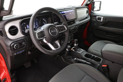 2025 Jeep Wrangler Sahara 4xe