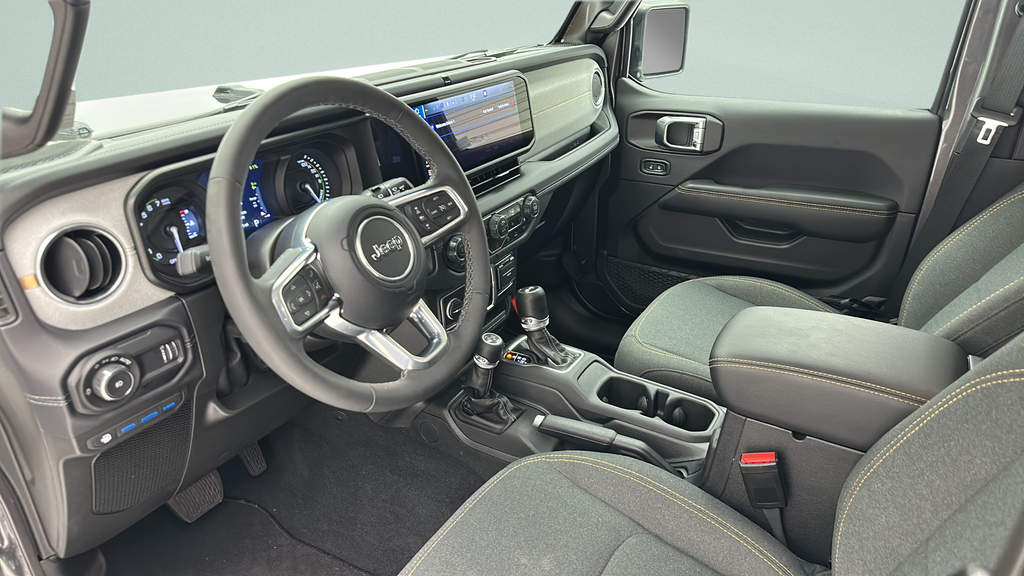 2025 Jeep Wrangler Sahara 4xe