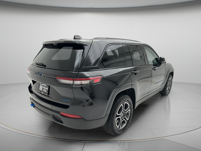 2023 Jeep Grand Cherokee Trailhawk 4xe