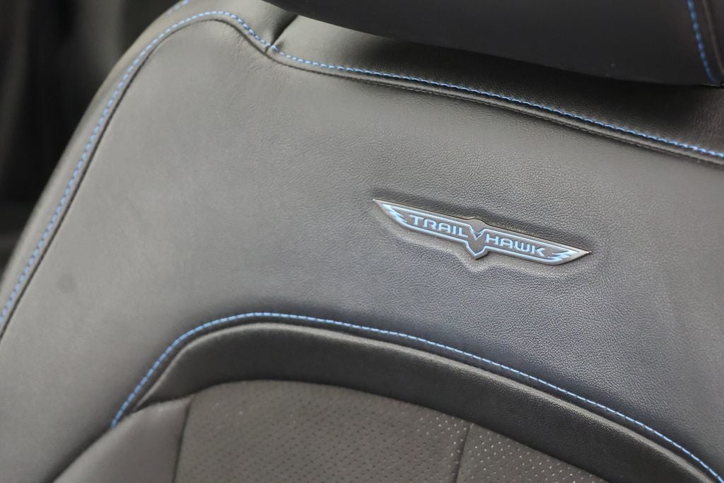 2022 Jeep Grand Cherokee Trailhawk 4xe