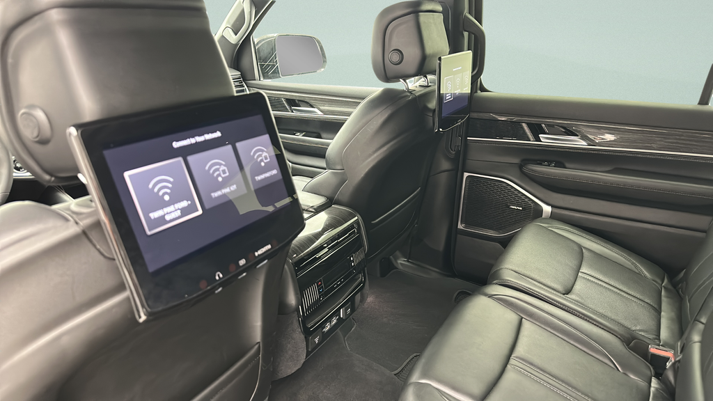 2022 Jeep Wagoneer Series III