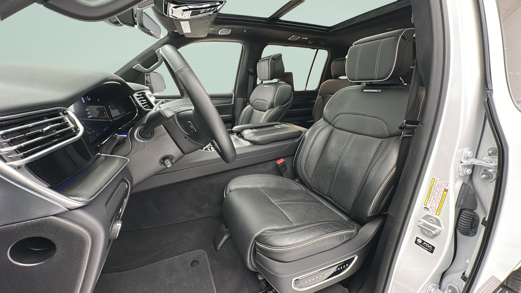 2023 Jeep Grand Wagoneer Series II Obsidian