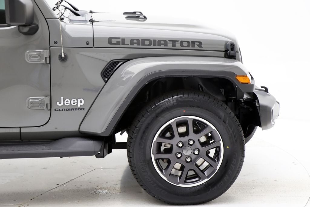 2022 Jeep Gladiator Overland