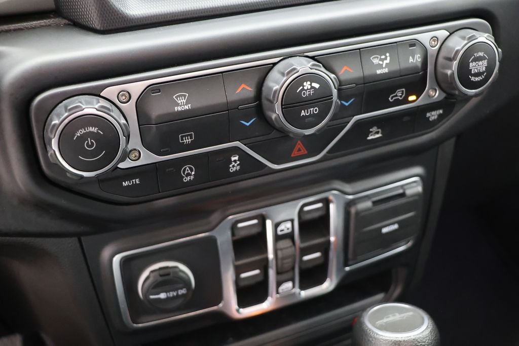 2023 Jeep Gladiator Overland