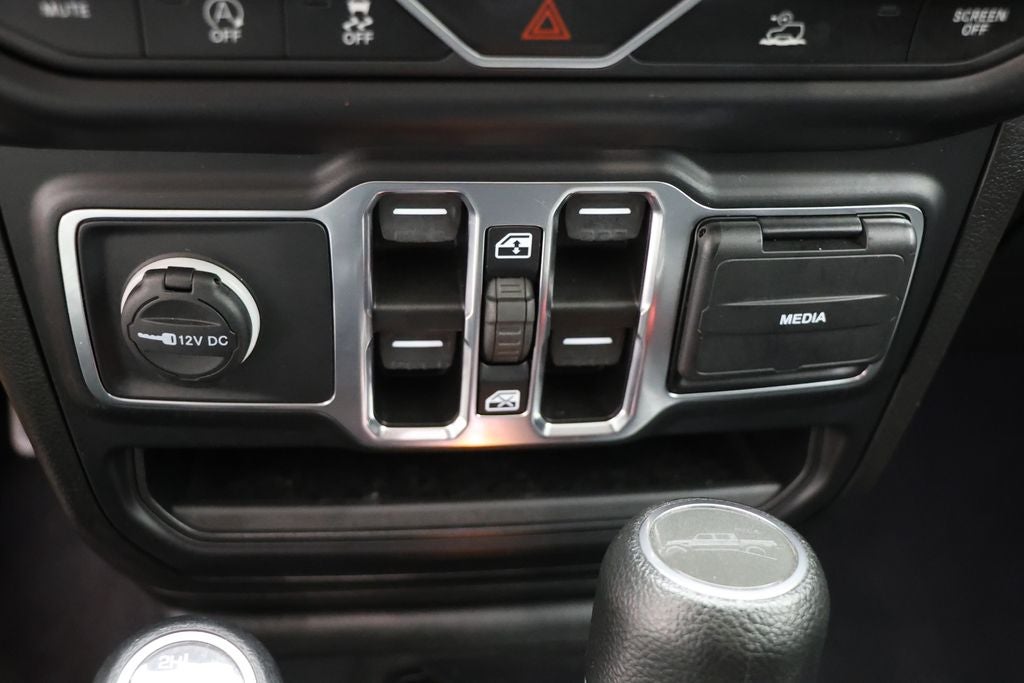 2023 Jeep Gladiator Overland