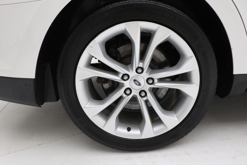 2013 Ford Taurus SEL