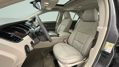 2011 Ford Taurus SEL