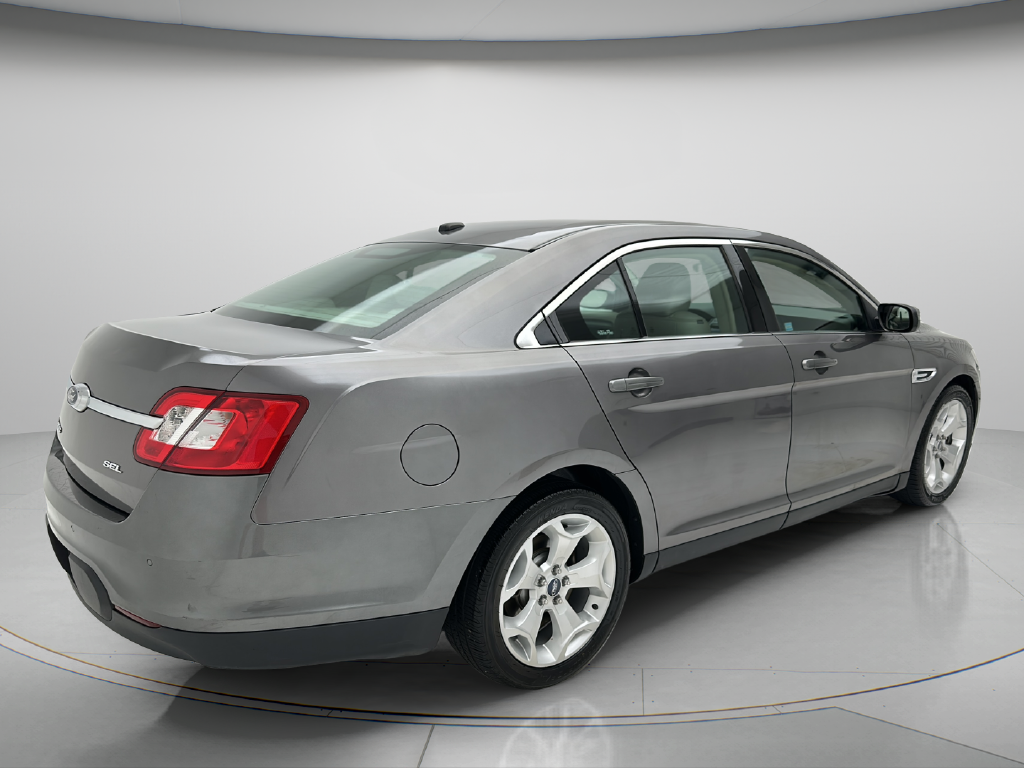 2011 Ford Taurus SEL