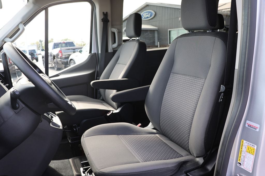 2025 Ford Transit 350 XLT