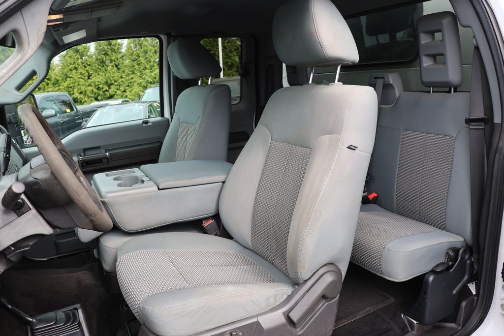 2011 Ford Super Duty F-350 XLT