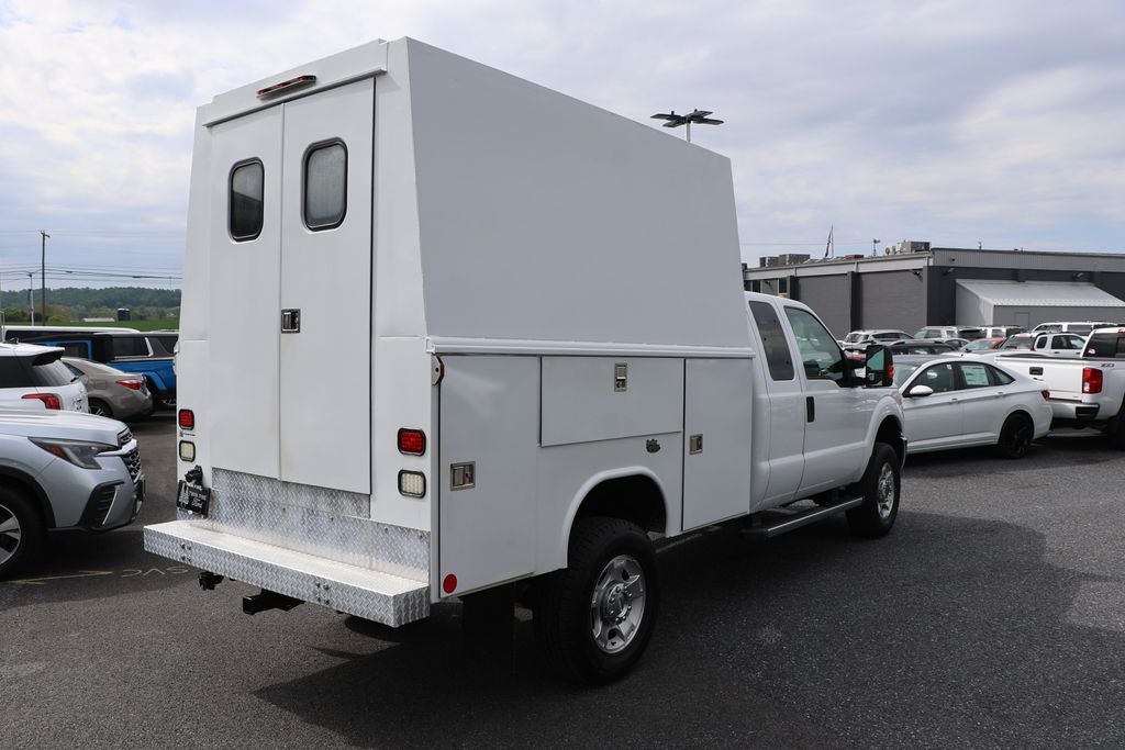 2011 Ford Super Duty F-350 XLT
