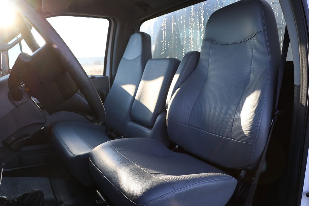 2022 Ford Super Duty F-650 Morgan Body 20-foot Dry Freight VSD box