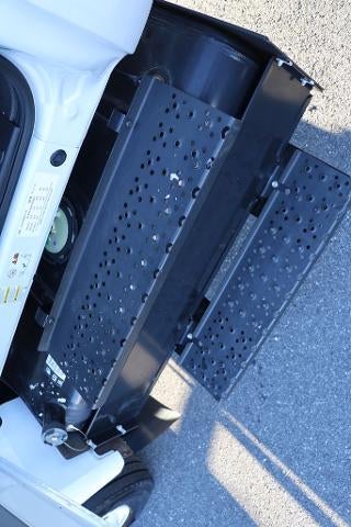 2022 Ford Super Duty F-650 Morgan Body 20-foot Dry Freight VSD box