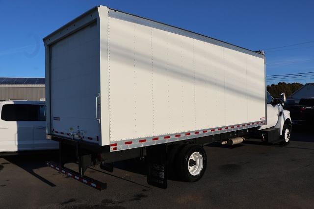 2022 Ford Super Duty F-650 Morgan Body 20-foot Dry Freight VSD box