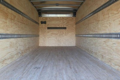 2022 Ford Super Duty F-650 Morgan Body 20-foot Dry Freight VSD box