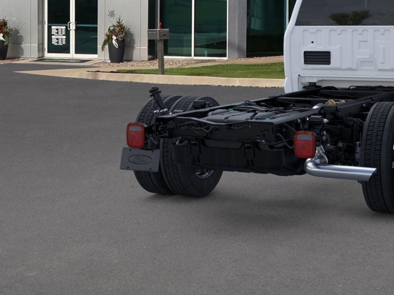 2025 Ford Super Duty F-450 XLT DRW