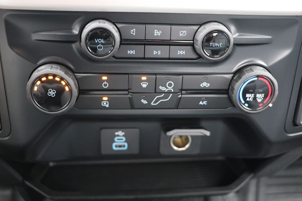 2024 Ford Super Duty F-550 XL DRW