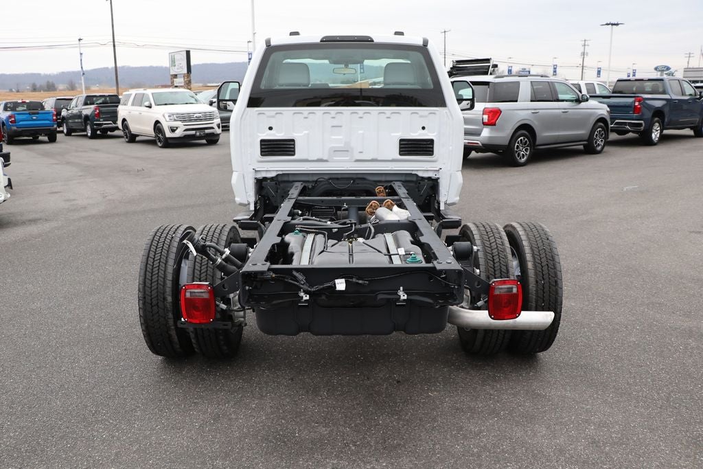 2024 Ford Super Duty F-550 XL DRW
