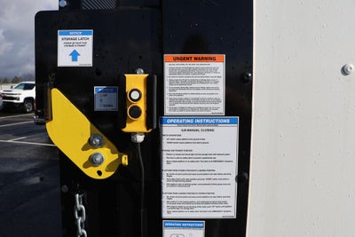 2025 Ford Super Duty E-450 Box Truck