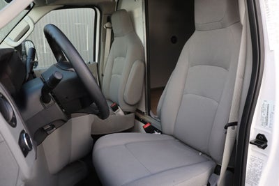 2025 Ford Super Duty E-450 Box Truck